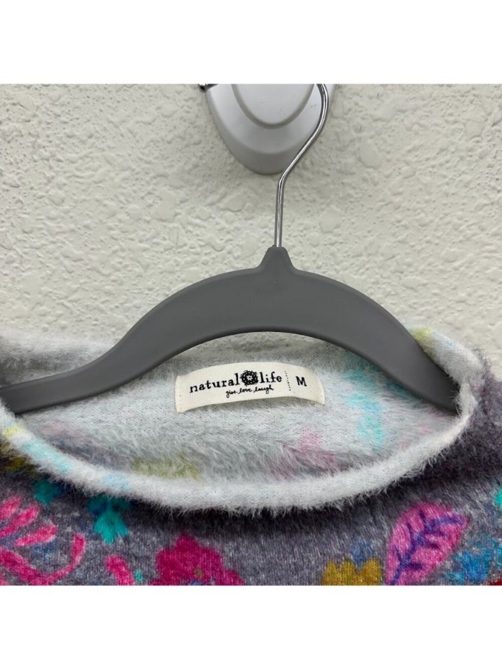 Natural Life Cashmere Like Fuzzy Mock Neck Floral Pull Over Sweater Women Medium - Picture 2 of 7